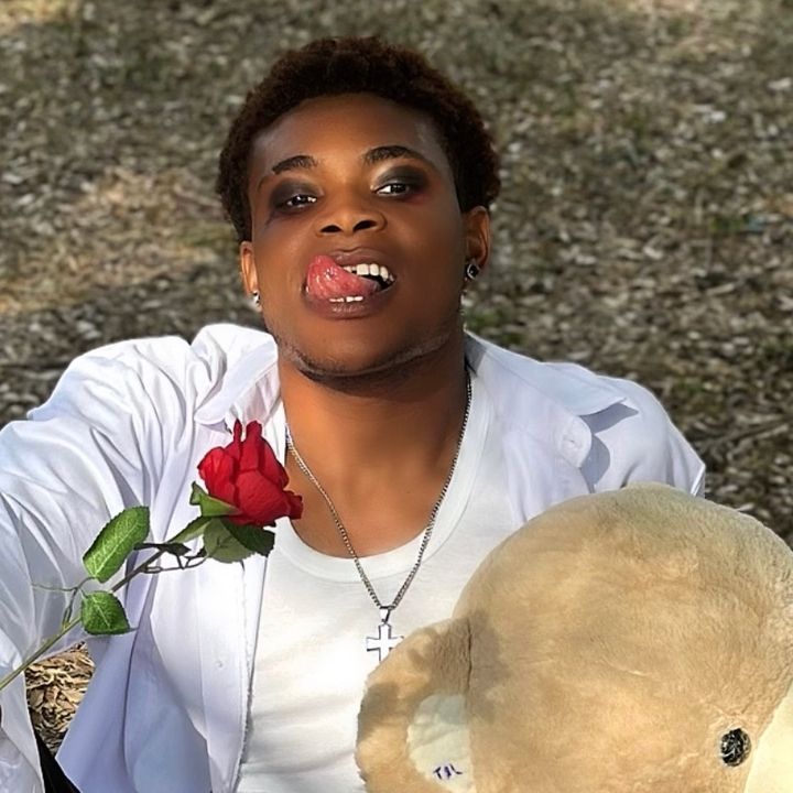 vickytheentertainer_