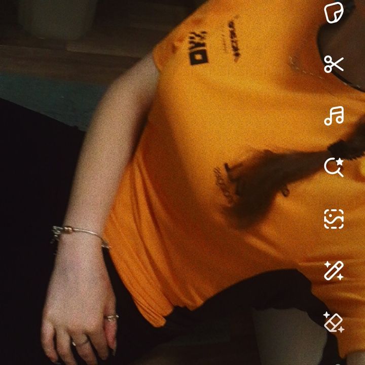 _alison.k.m_