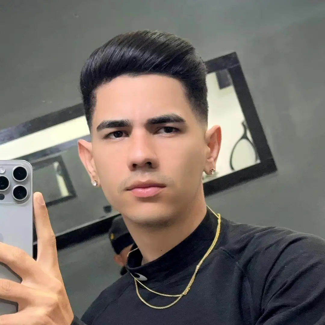 Roselty🥇🎈♾️'s avatar