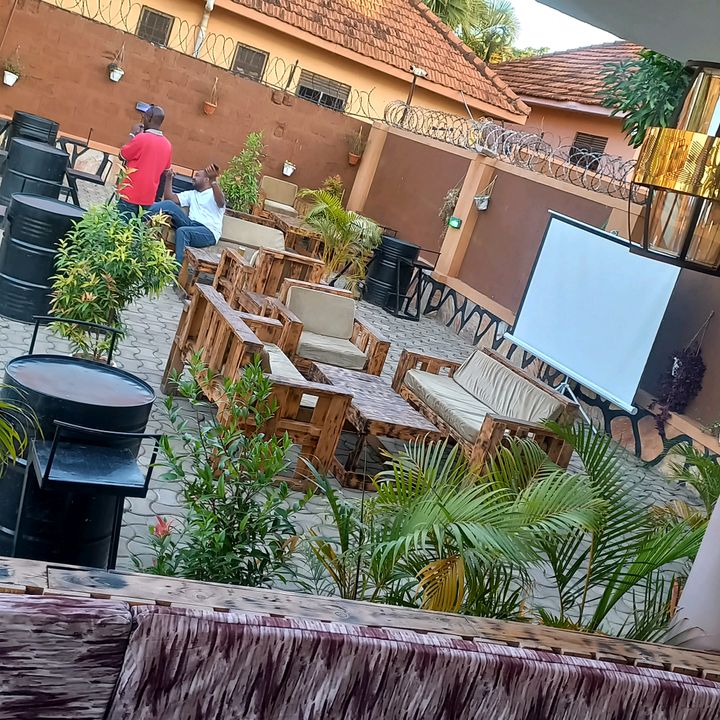 jompis.bar.restau