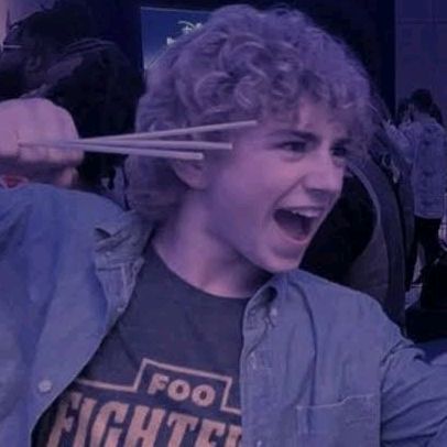 @fandomer_vv