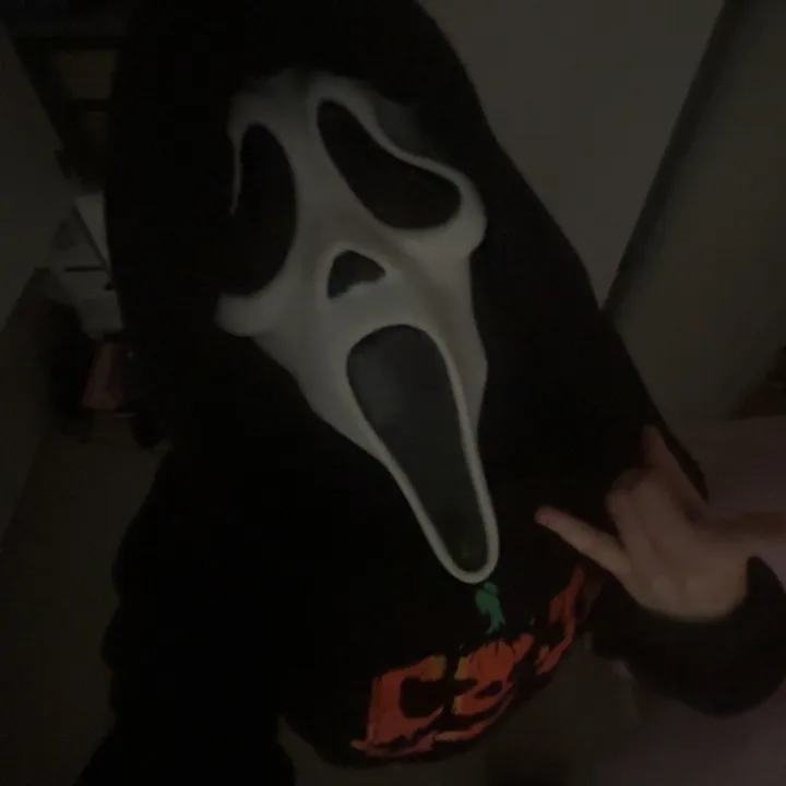 gh0stfacegirl1