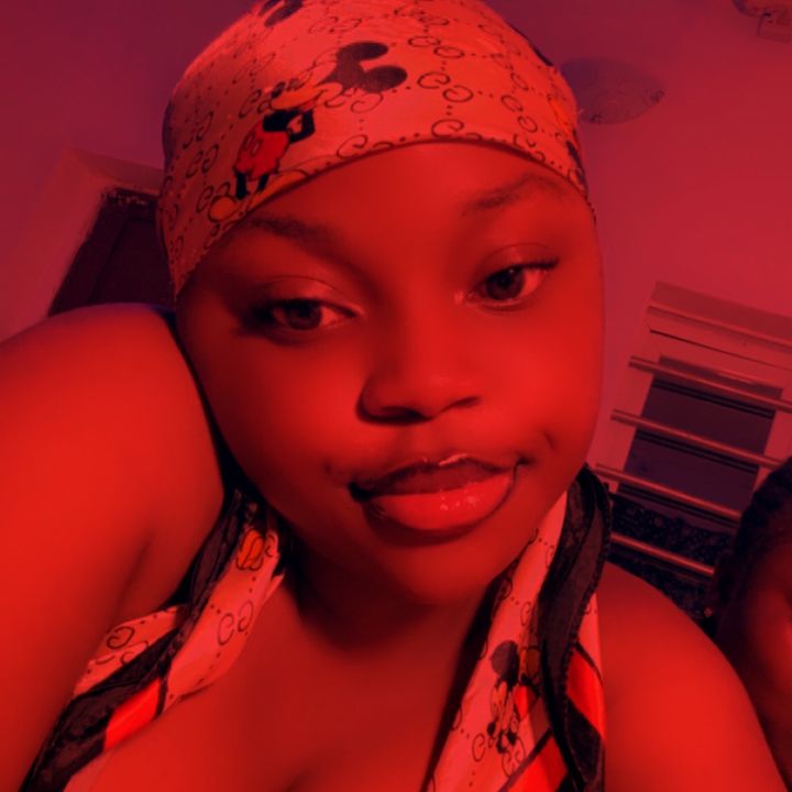 call_me_flora23