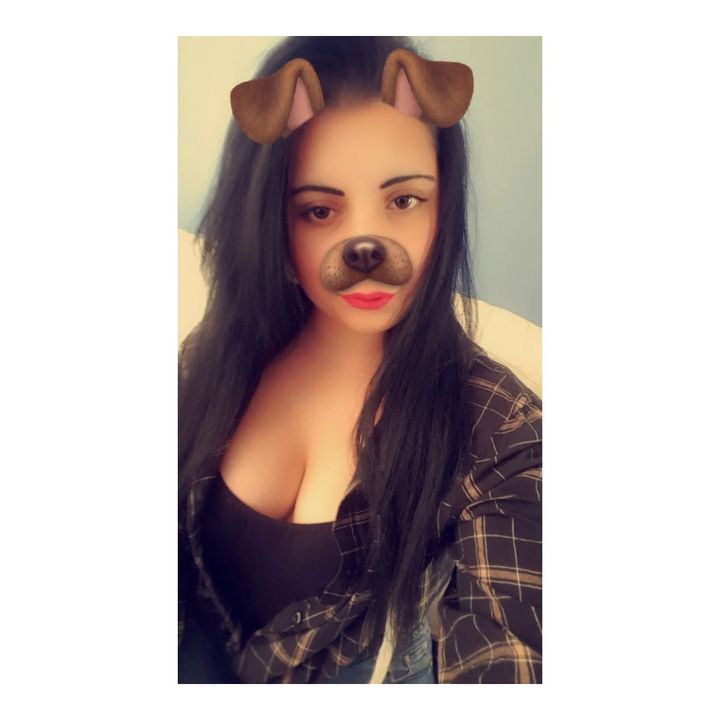 hollovova7